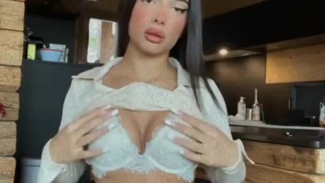 Melimtx!!! Erotic body in bedroom new vid-update