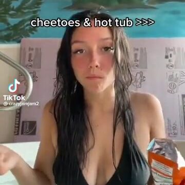 Crazy Jamjam – Hot sexy in pool