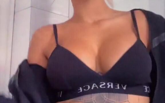 Jenny Bm – Sexy dance in new video!!