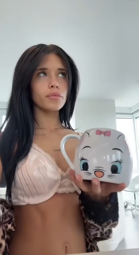 Nessa Barrett – Hot new video so sexy !!!