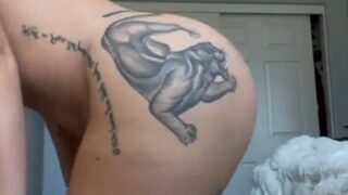 Sahlt nude show big ass so hot