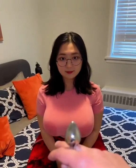 Aroomi Kim New Toy Video Trending Onlyfans